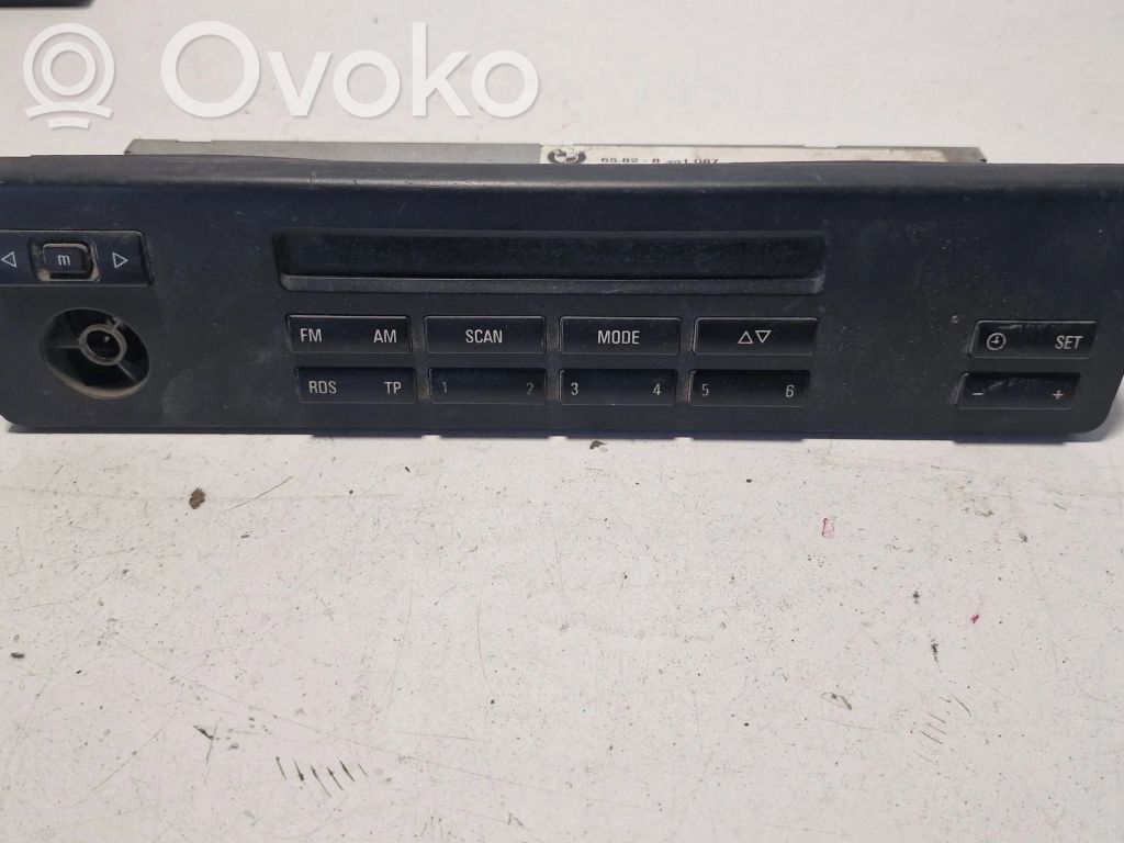 Panel / Radioodtwarzacz CD/DVD/GPS   65828361087,902201686239,0207361