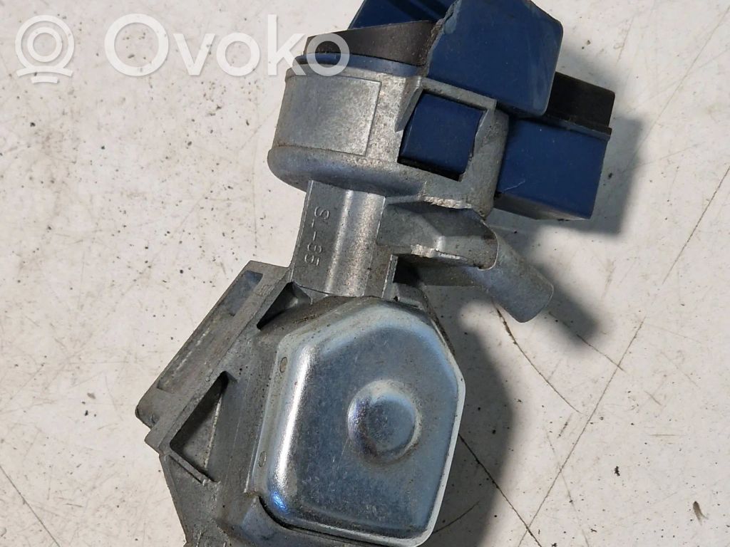 Užvedimo spynelė   3M513F880AE,6E5T15607CA,1561V25550,11539097A