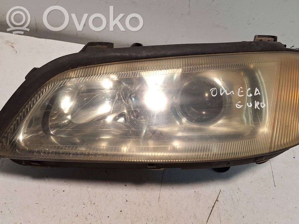 Opel Omega B2 Scheinwerfer 