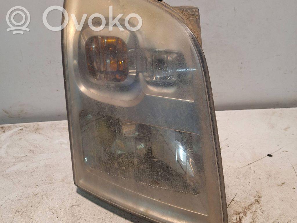 Ford Transit Phare frontale 