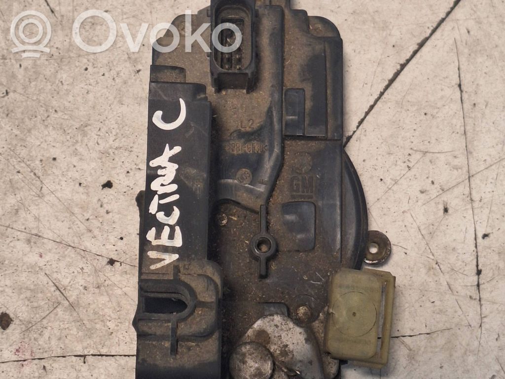 Opel Vectra C Priekšpusē slēdzene 