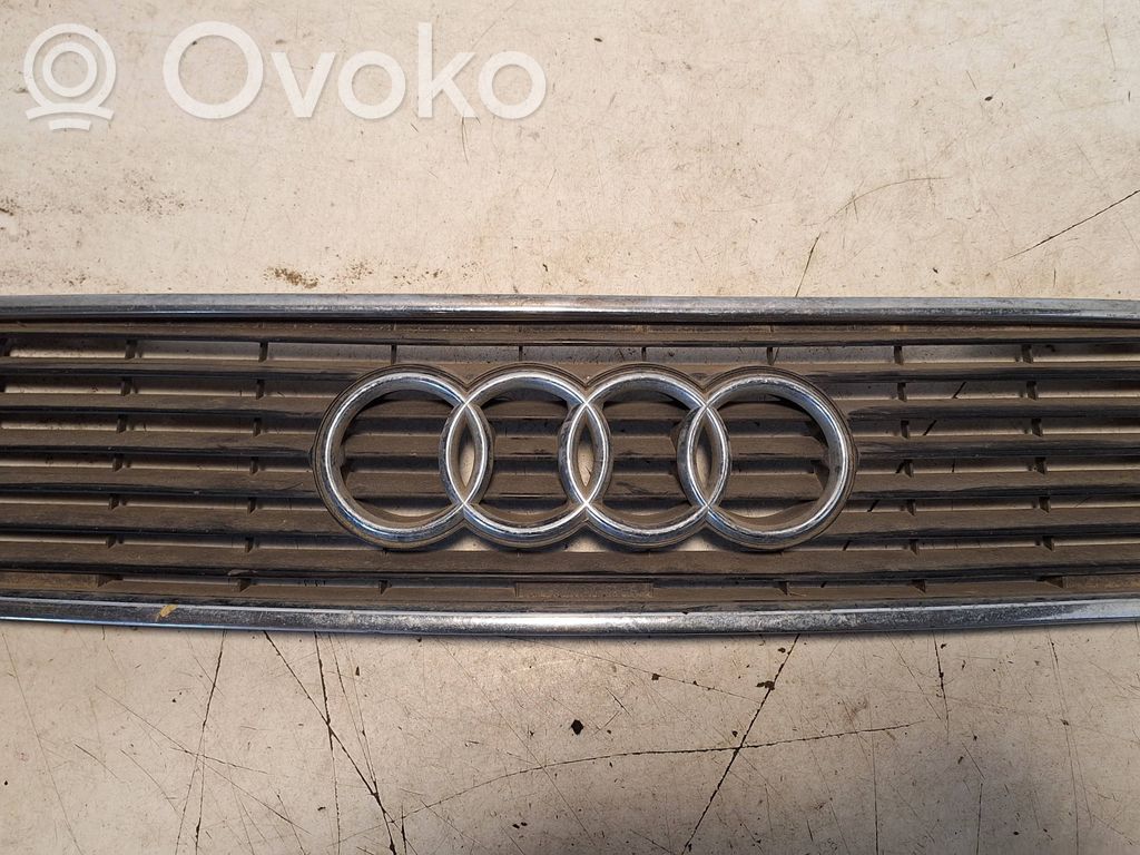 Audi V8 Etusäleikkö 