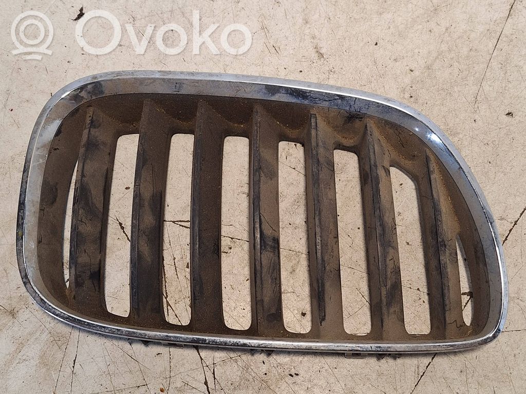 Front grill   7113734,7124816