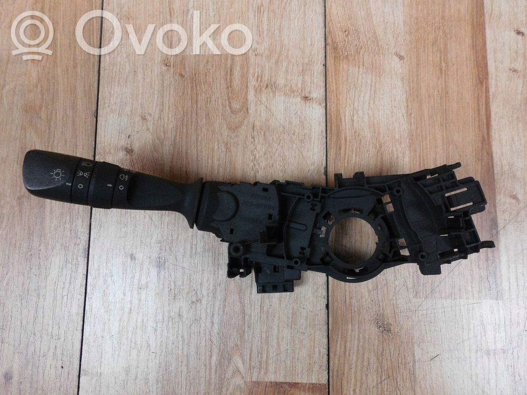 Toyota Auris E180 Indicator stalk 