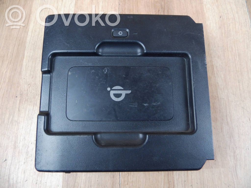 Lexus NX Wireless charging module 