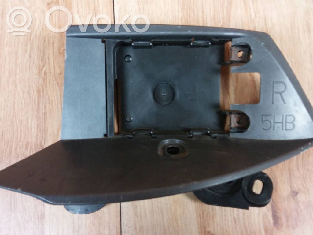 Mazda 3 III Kuolleen kulman tutkakiinnike 