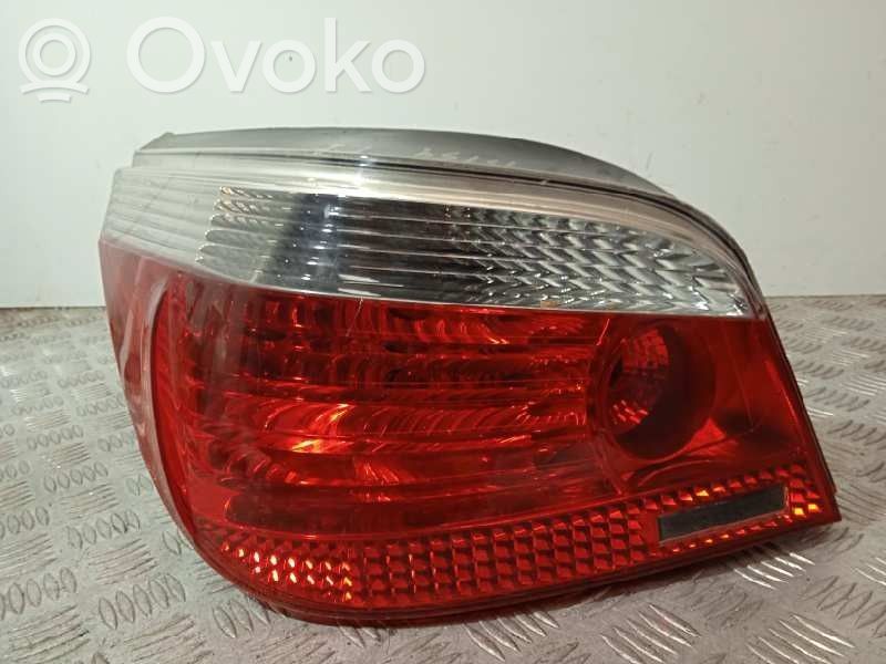Rear/tail lights   7165737