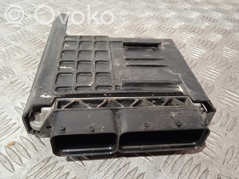 Opel Zafira B Unitate/modul de control motor