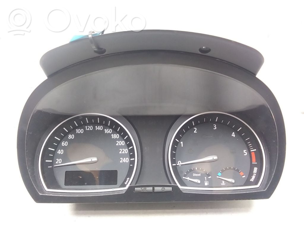 BMW X3 E83 Speedometer (instrument cluster) 