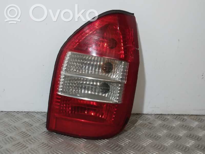 Opel Zafira A Задний фонарь в кузове 