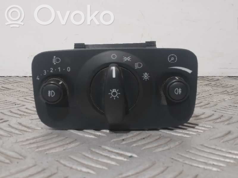Interruptor de control del panel de luces   6G9T13A024CF