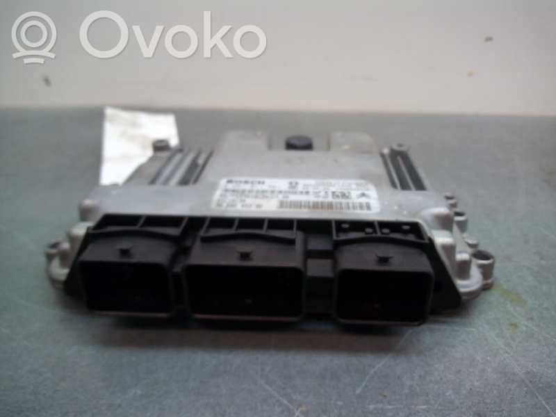 Unidad de control/módulo del motor   9658945380,0281011561