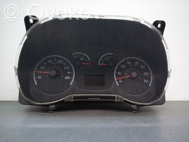 Fiat Doblo Nopeusmittari (mittaristo) 