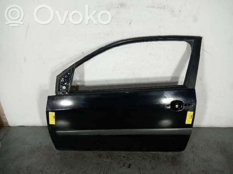 Ford Fiesta Puerta delantera 