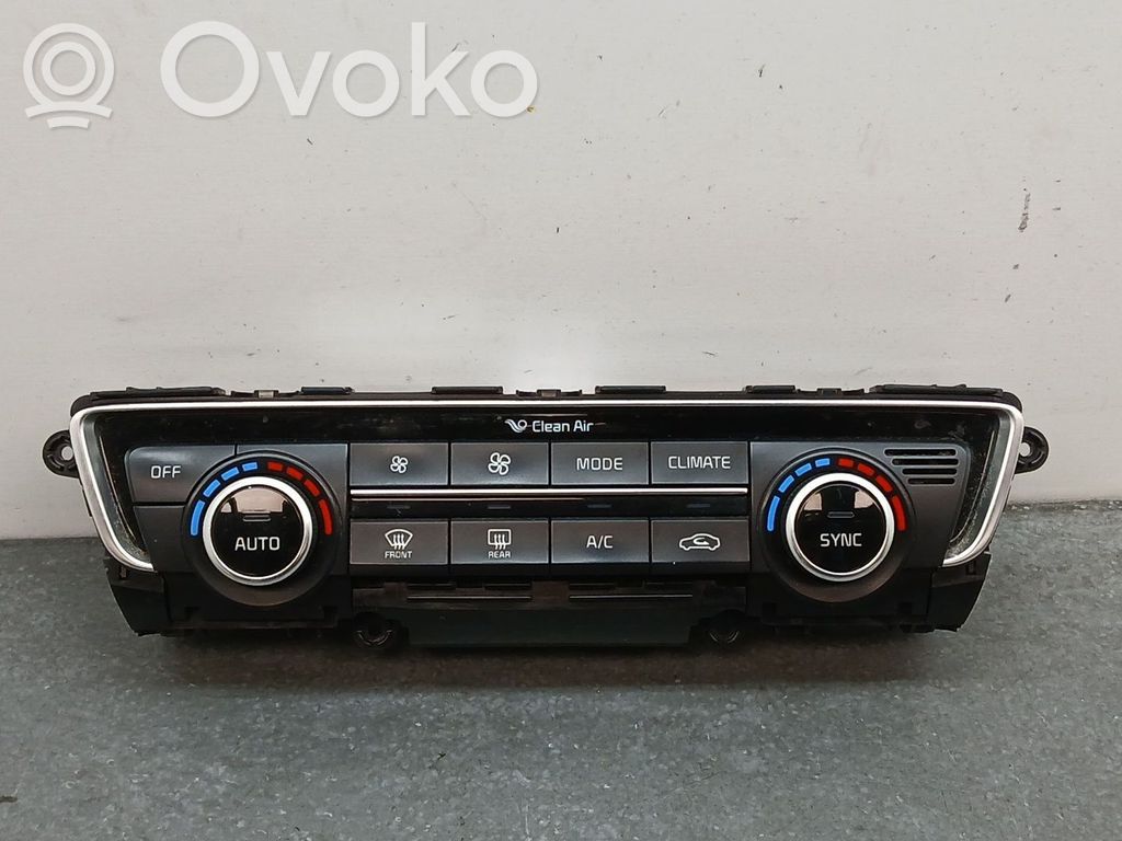 KIA Optima Climate control unit 