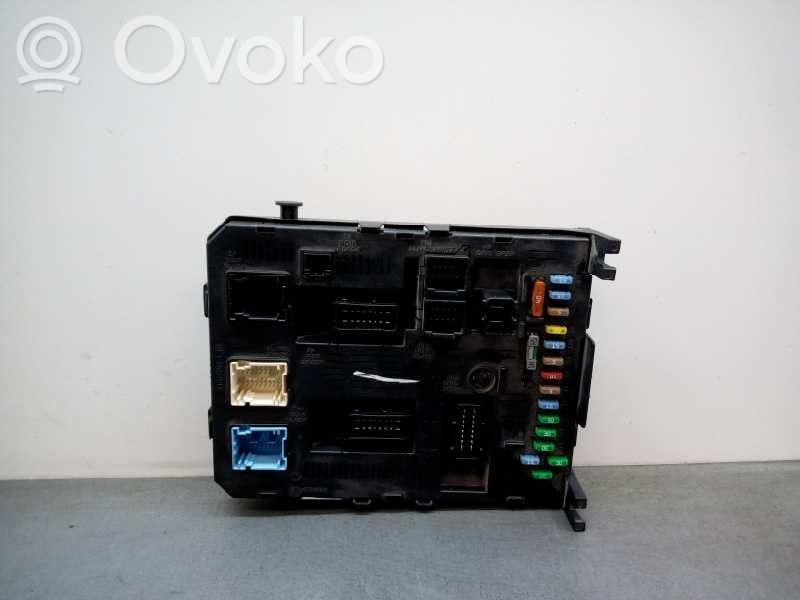 Peugeot 407 Unidad de control/módulo del CAS 