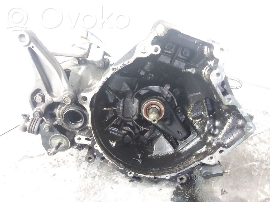 Mazda Premacy Scatola del cambio manuale a 5 velocità 