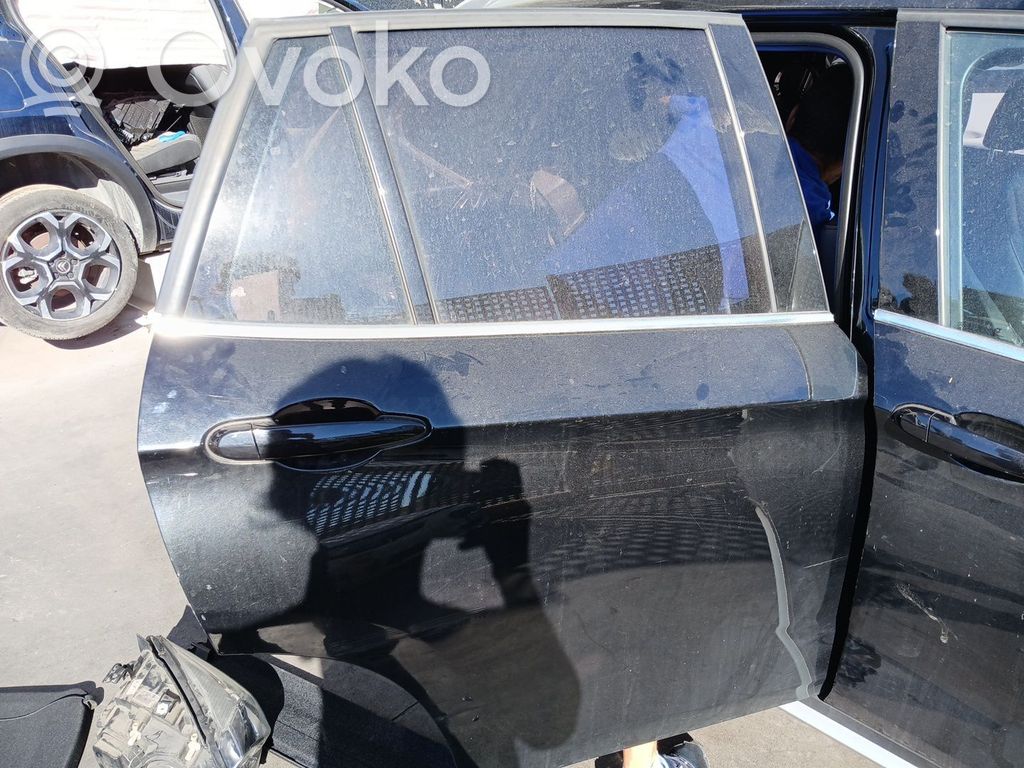 Rear door