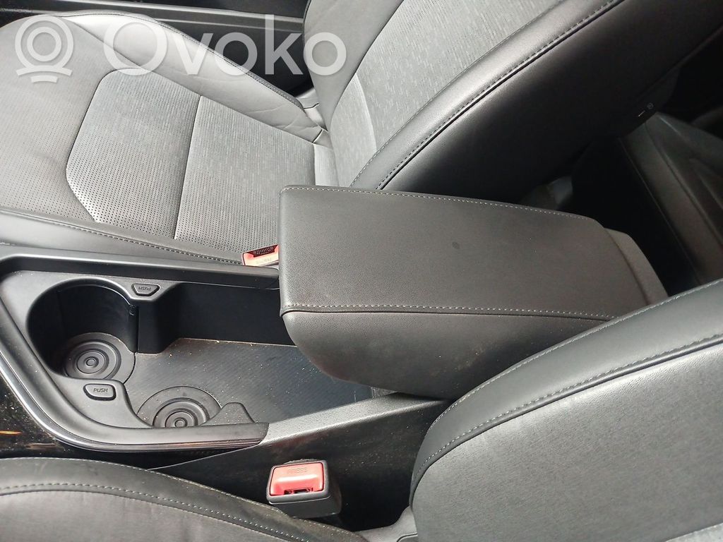 KIA Niro Reposabrazos 