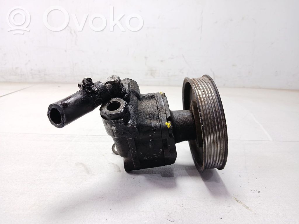 BMW X3 E83 Power steering pump 