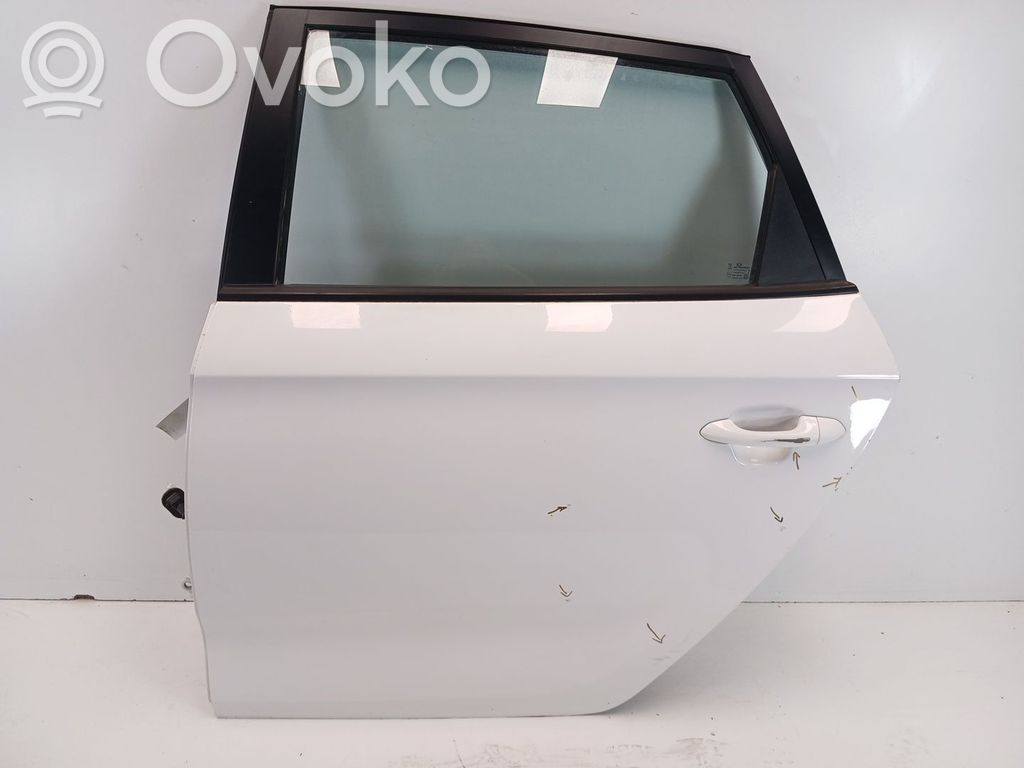 KIA Carens III Puerta trasera 