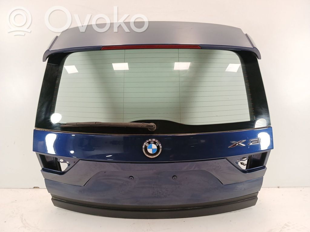 Rear door