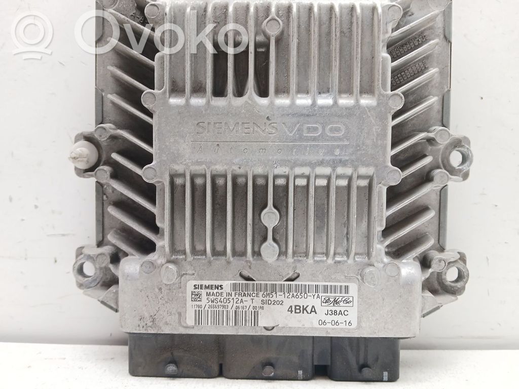 Ford Focus Engine control unit/module 
