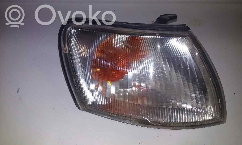 Toyota Carina T190 Priekinis posūkio žibintas 