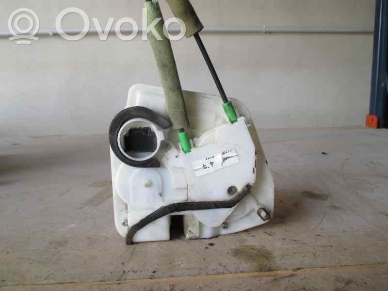 Mazda 3 II Cerradura de puerta trasera 
