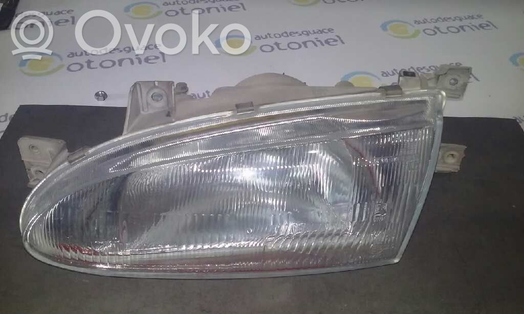 Hyundai Accent Priekšējais lukturis 