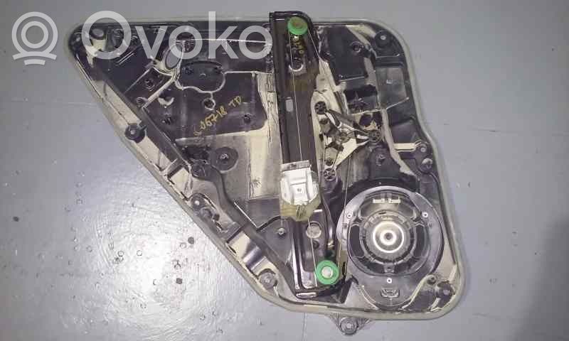 Mercedes-Benz A W176 Rear door window regulator with motor 