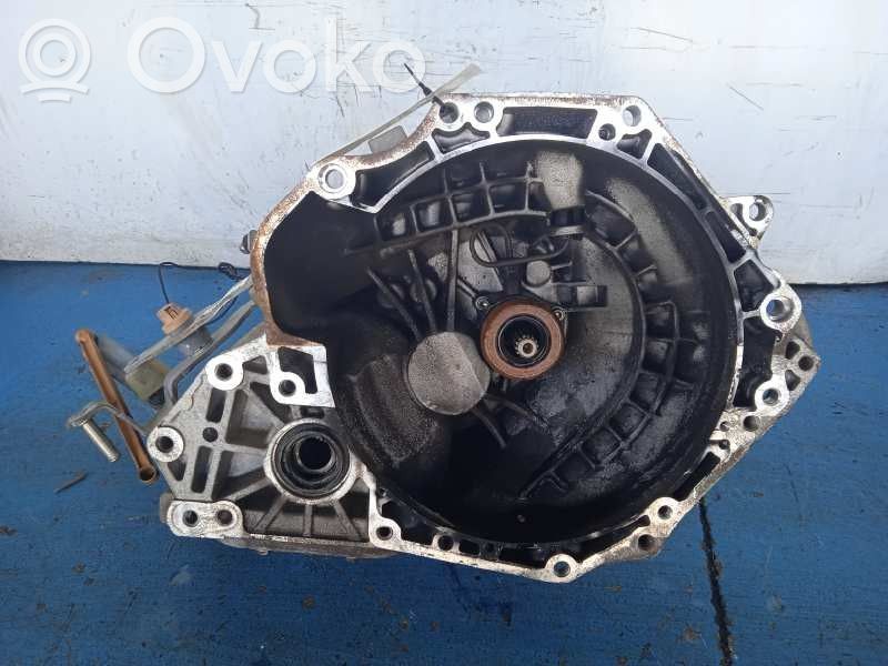Manual 5 speed gearbox