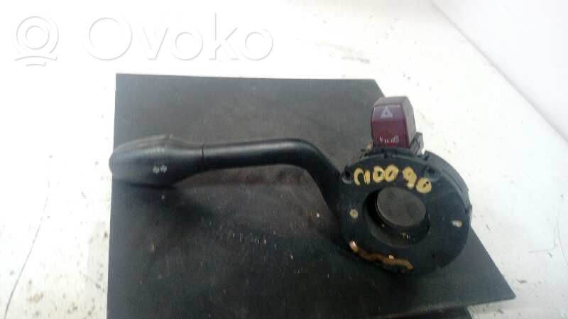 Seat Toledo I (1L) Commodo de clignotant 