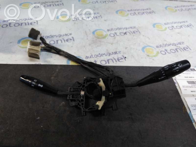 Hyundai Accent Daudzfunkciju vadības slēdzis / poga 