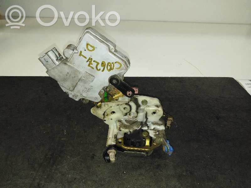 Nissan Almera N16 Serrure 