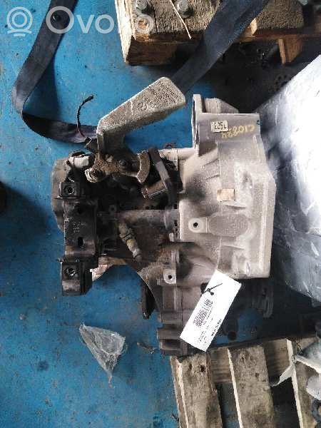 Manualna 5-biegowa skrzynia biegów   KFK,110000KM,5V