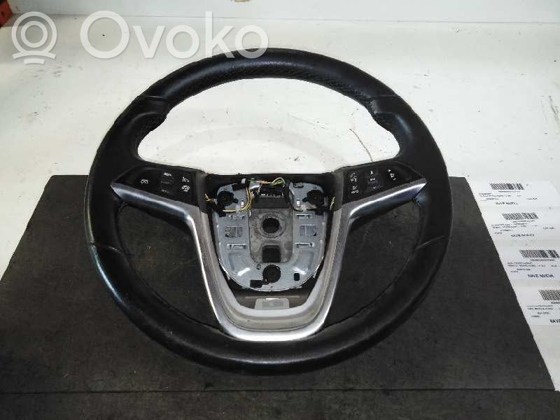 Opel Astra J Steering wheel 
