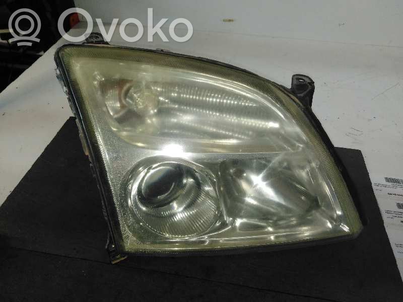 Opel Vectra C Lampa przednia 