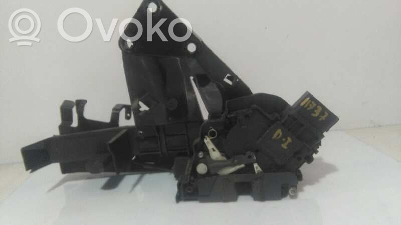 Ford Focus Front door lock 
