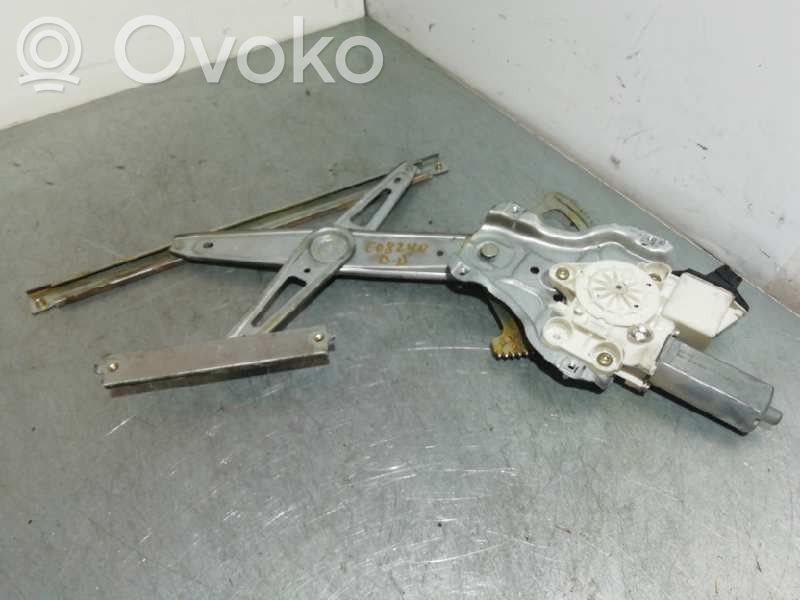 Toyota Corolla E120 E130 Elektriskais loga pacelšanas mehānisms bez motoriņa 