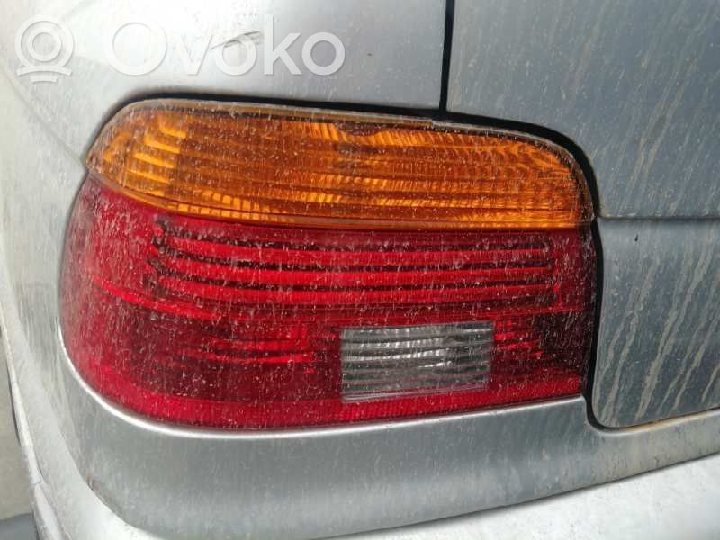 BMW 5 E39 Galinis žibintas kėbule 