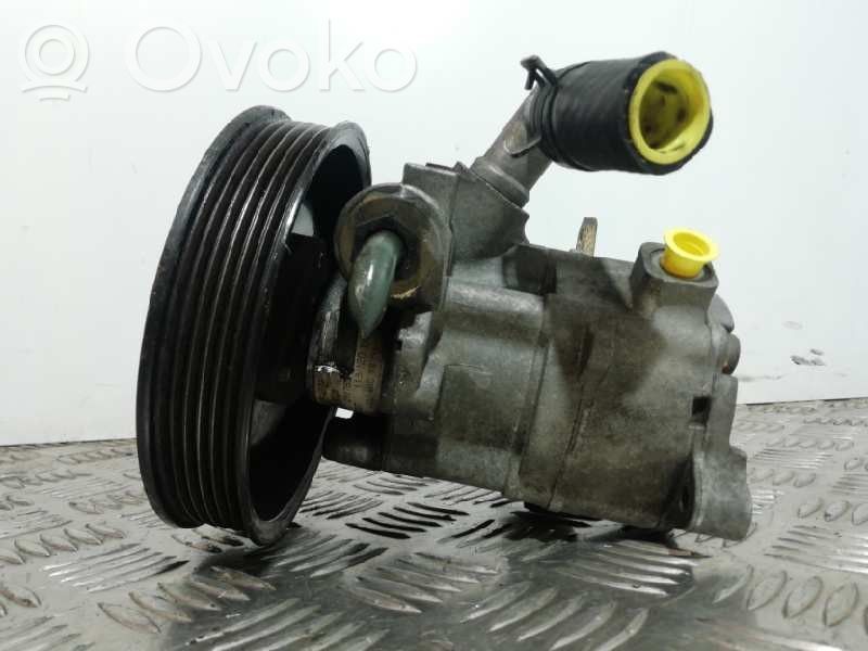 Mercedes-Benz E W210 Power steering pump 