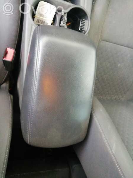 Ford Focus Armrest 