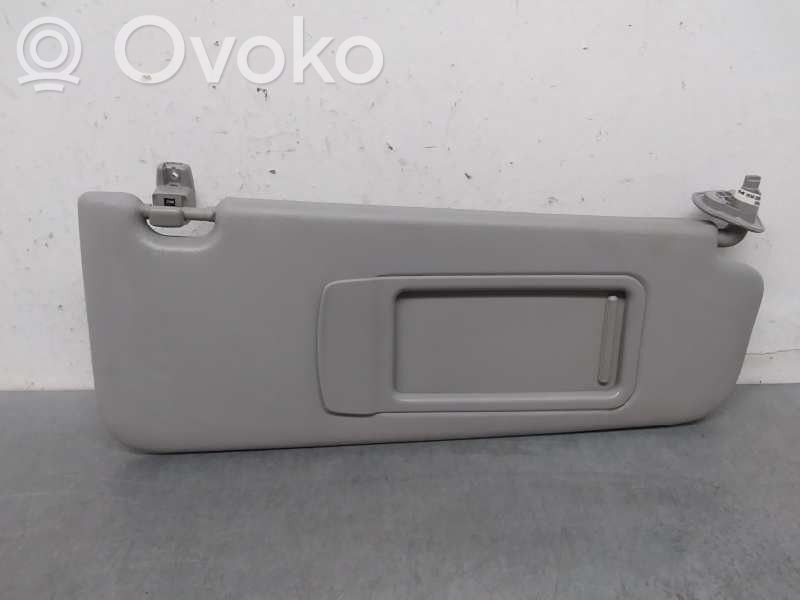 Sun visor