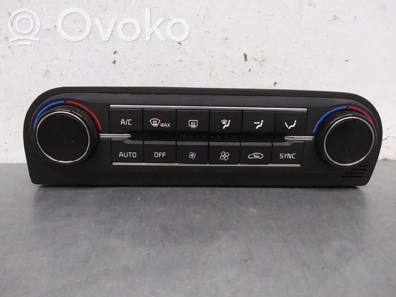 KIA Xceed Climate control unit 