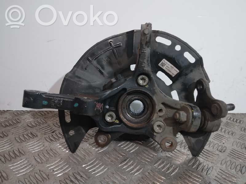 Hyundai i30 Front wheel hub spindle knuckle 