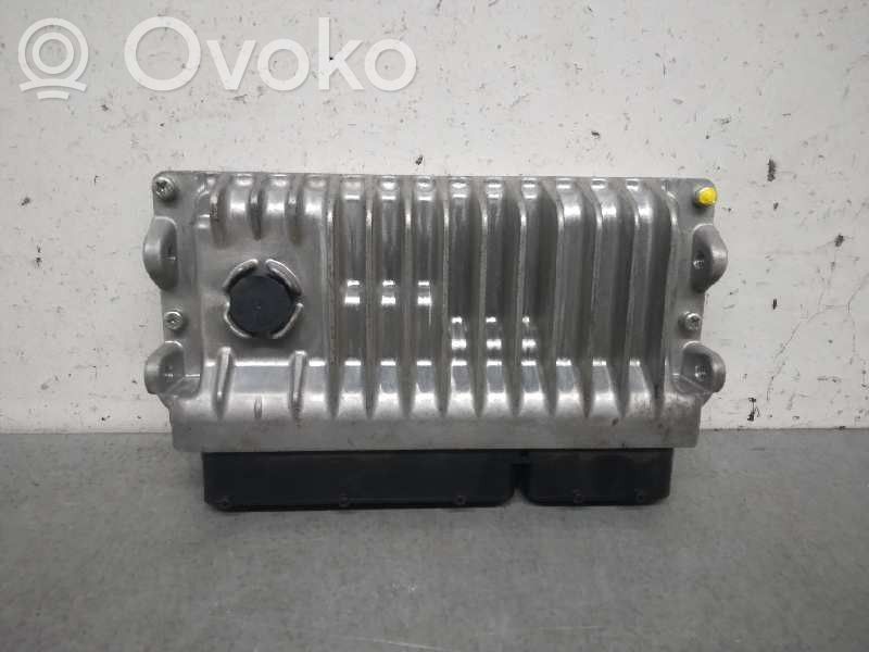 Toyota Yaris Engine control unit/module 
