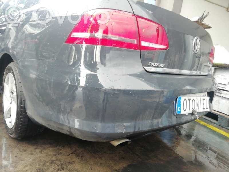 Volkswagen Passat Alltrack Parachoques 