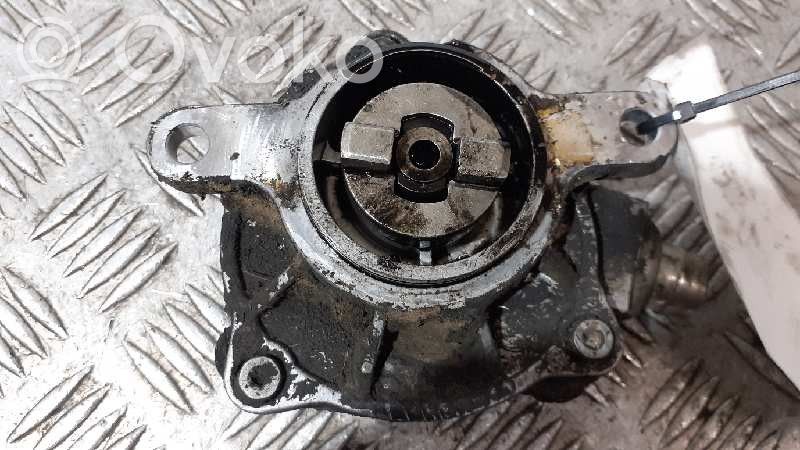 Nissan Interstar Alipainepumppu 