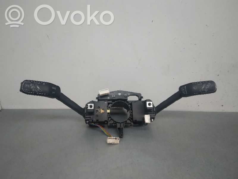 Seat Leon (5F) Interruptor de control multifunción 